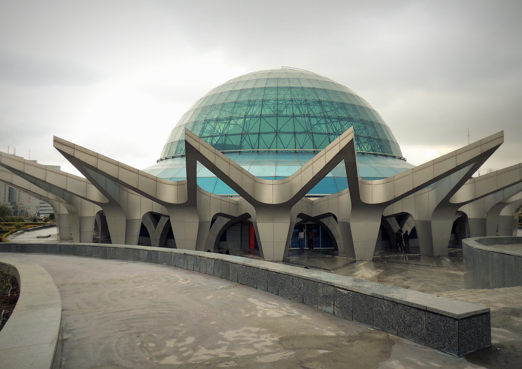 معماری نوین ایرانی